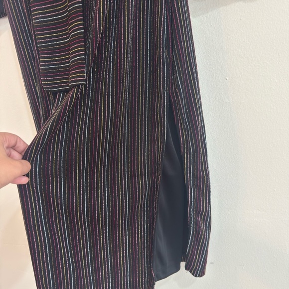 French connection. Elegant Black Striped Dress 👗
* New with tags 🏷️ - Picture 9 of 10